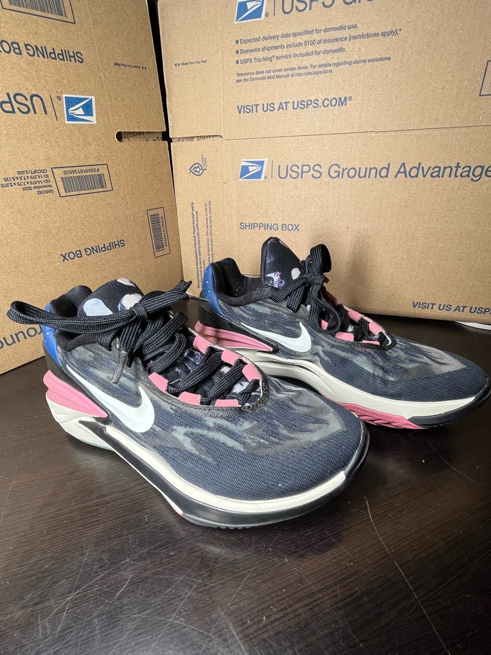 Nike Women's Black and Pink Running Sneakers with White Swoosh